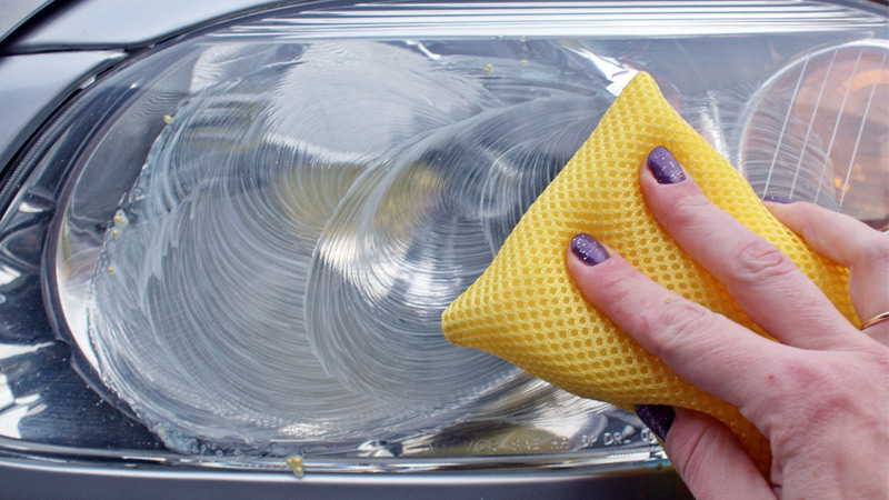 Lau theo hình tròn chậm rãi