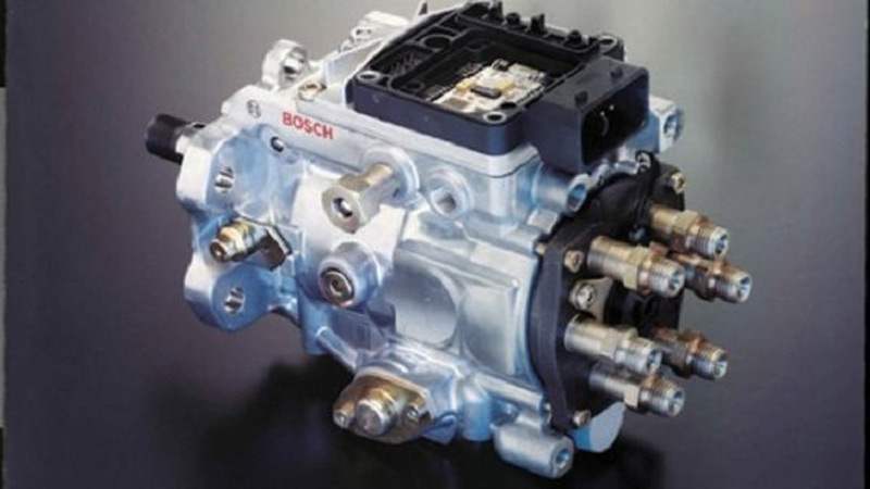 Bơm cao áp vòi phun kết hợp